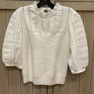 Sea New York Eyelet Short Sleeve Sweater in soft white, Size XXS in excellent co